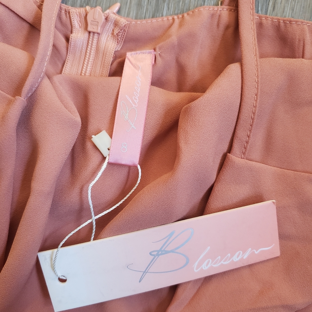 NWT DRESS - Picture 7 of 15